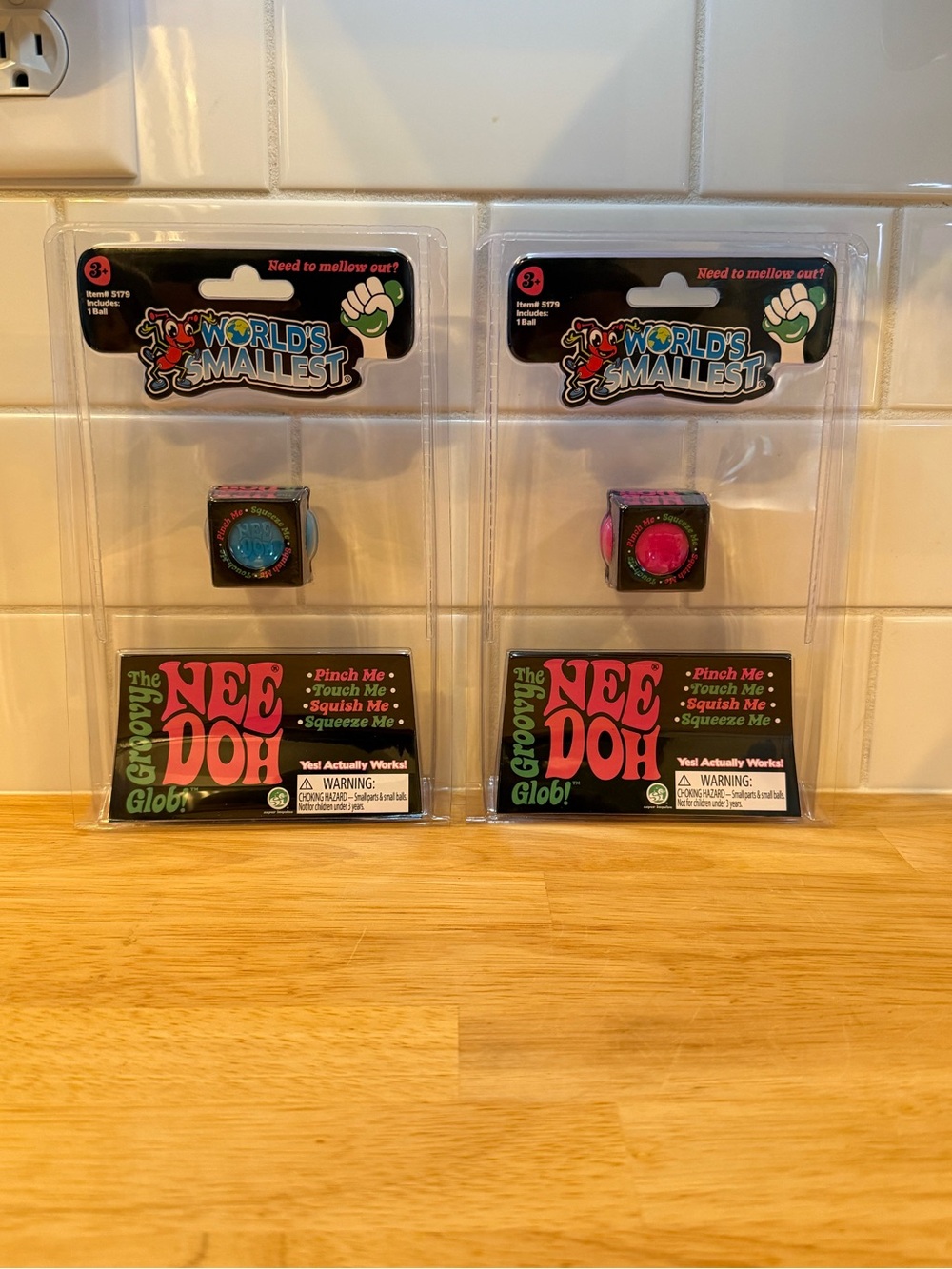 World's Smallest NeeDoh Groovy Glob 2 Pack Blue & Pink Super Rare! Viral TikTok